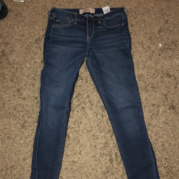 Hollister Super Skinny Jeans - Picture 1 of 3